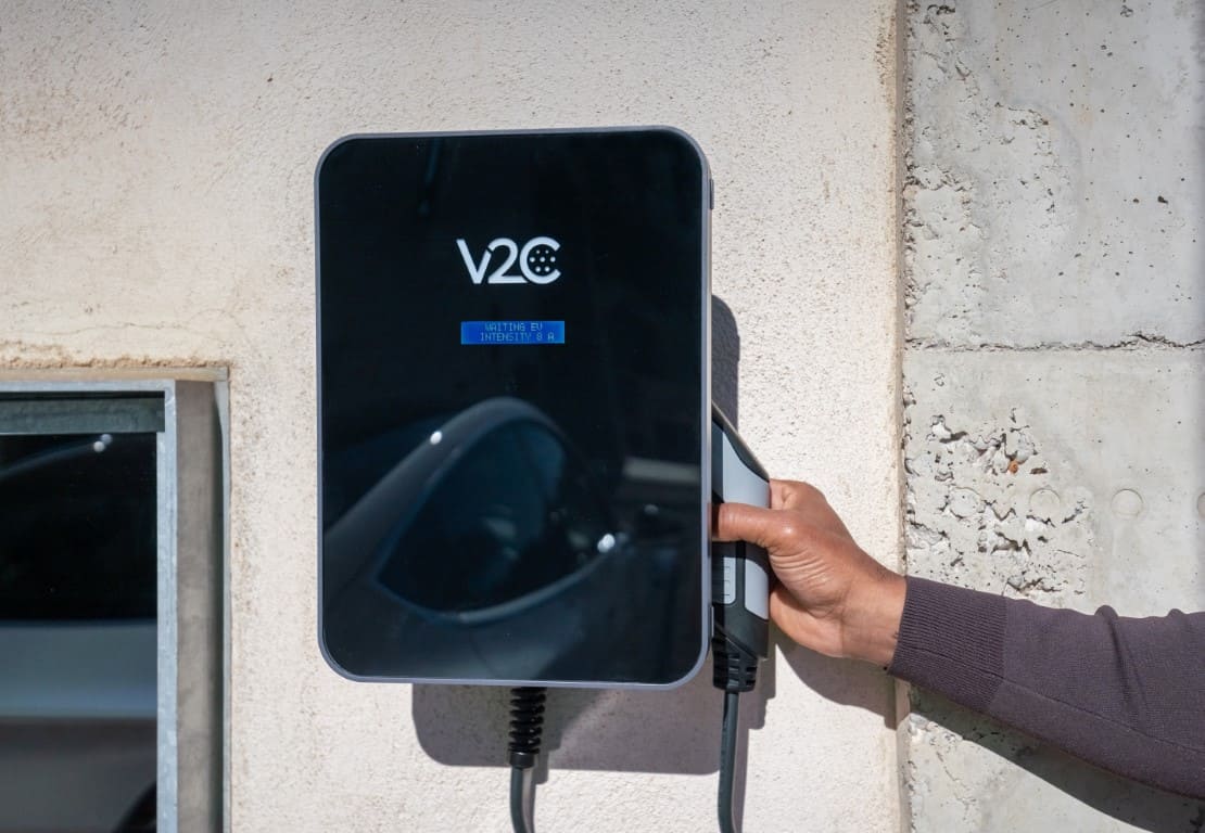 Wallbox V2C Trydan – jusqu’à 22 kW – Connectivité Intelligente – ate 22 kW – Conectividade Inteligente – Emballage | Chargeurs EV – Wallbox | miio Store